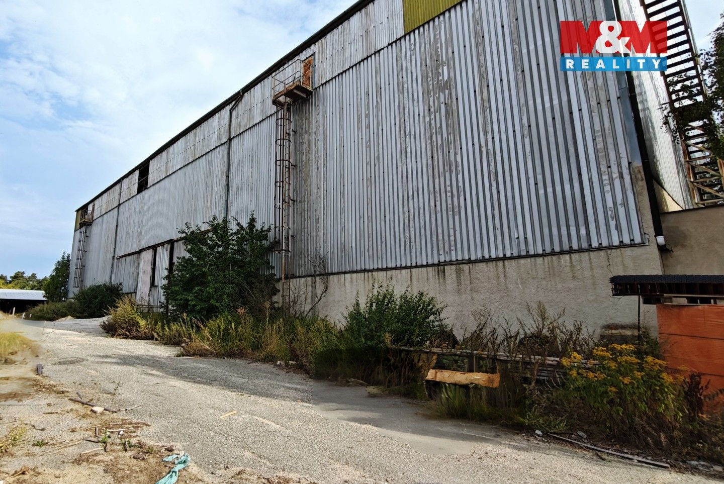 Pronájem komerčního prostoru 1071 m² - foto 3