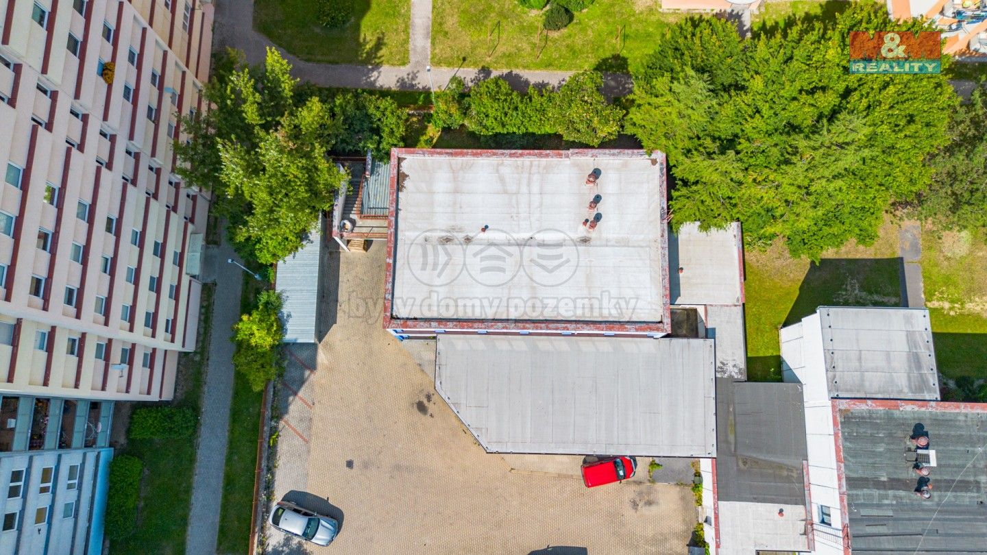Prodej komerčního prostoru 1100 m² - foto 4