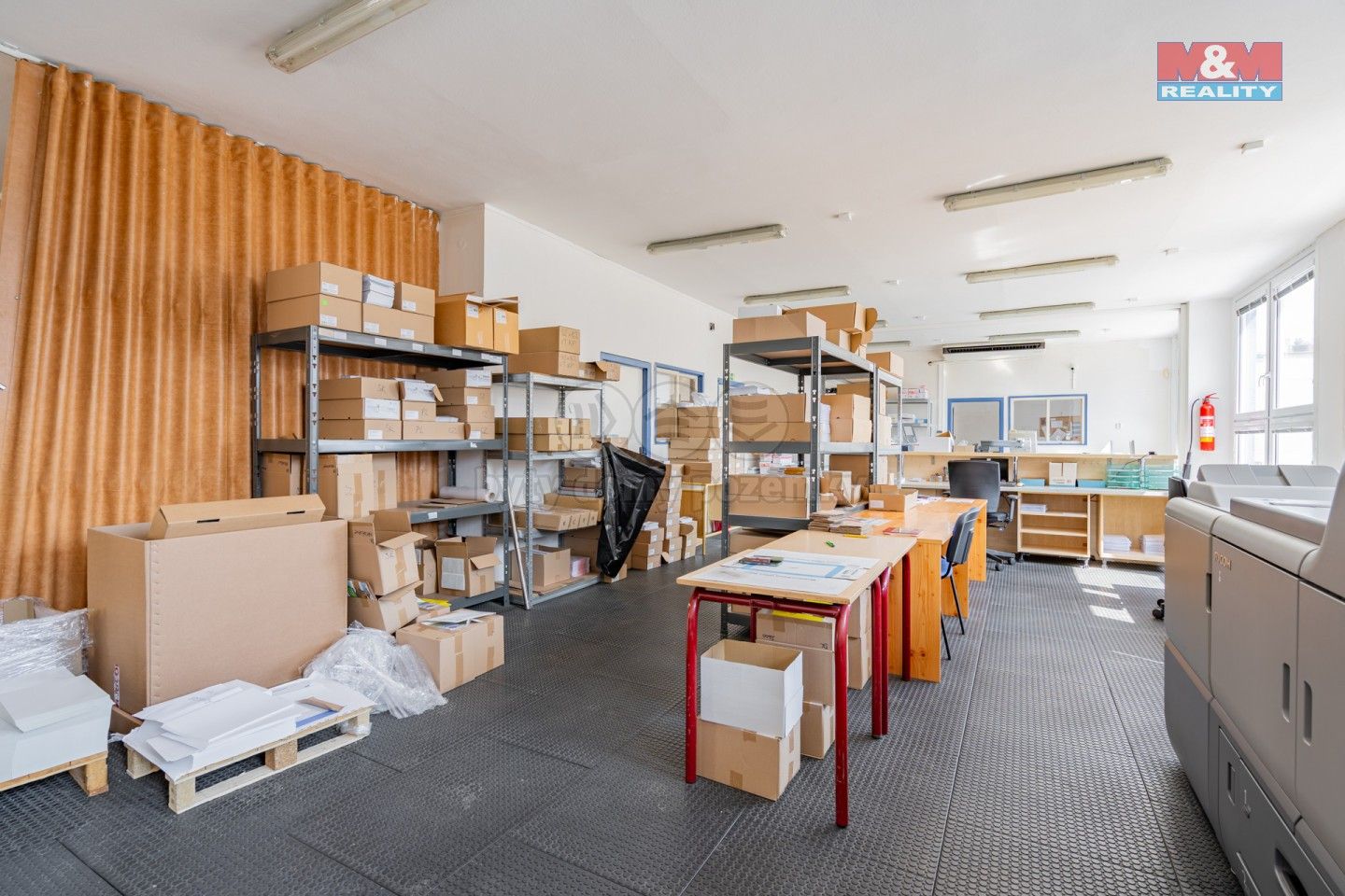 Prodej komerčního prostoru 1100 m² - foto 14