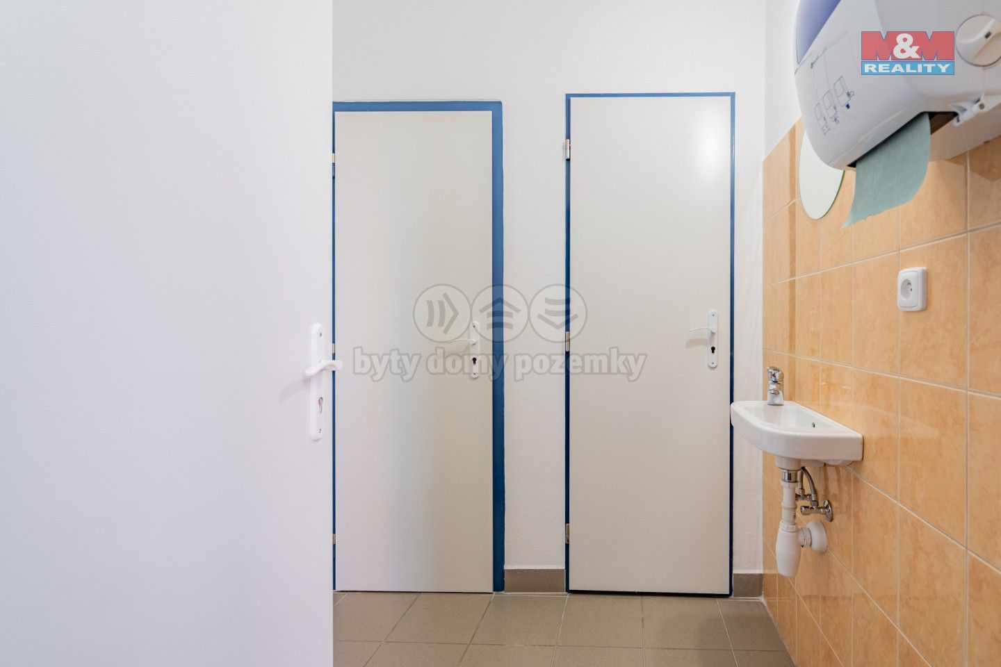 Prodej komerčního prostoru 1100 m² - foto 15
