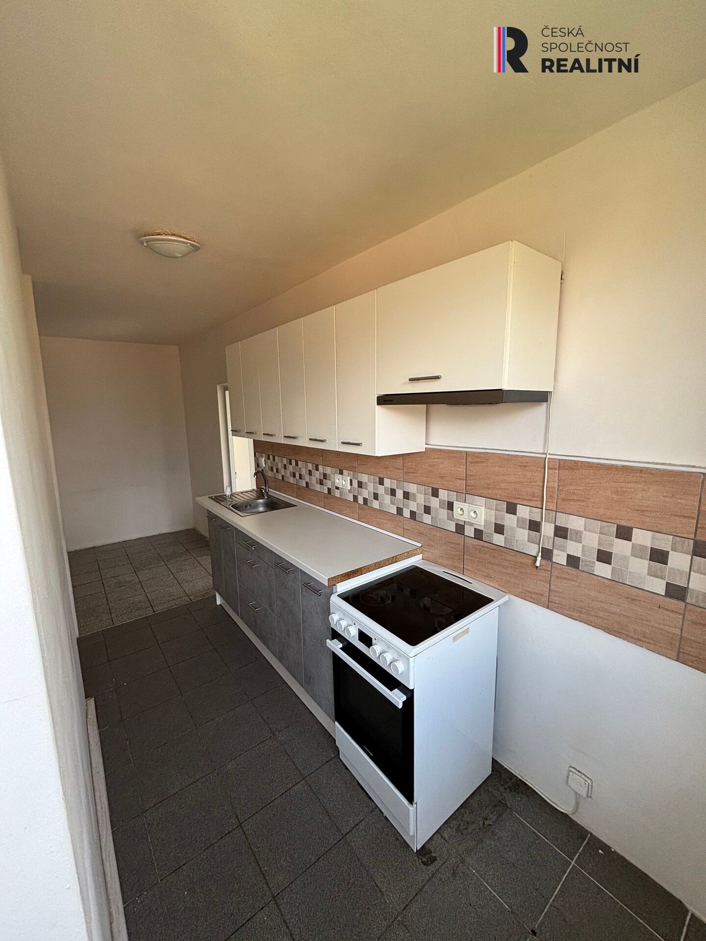 Prodej bytu 2+1 77 m² - foto 1