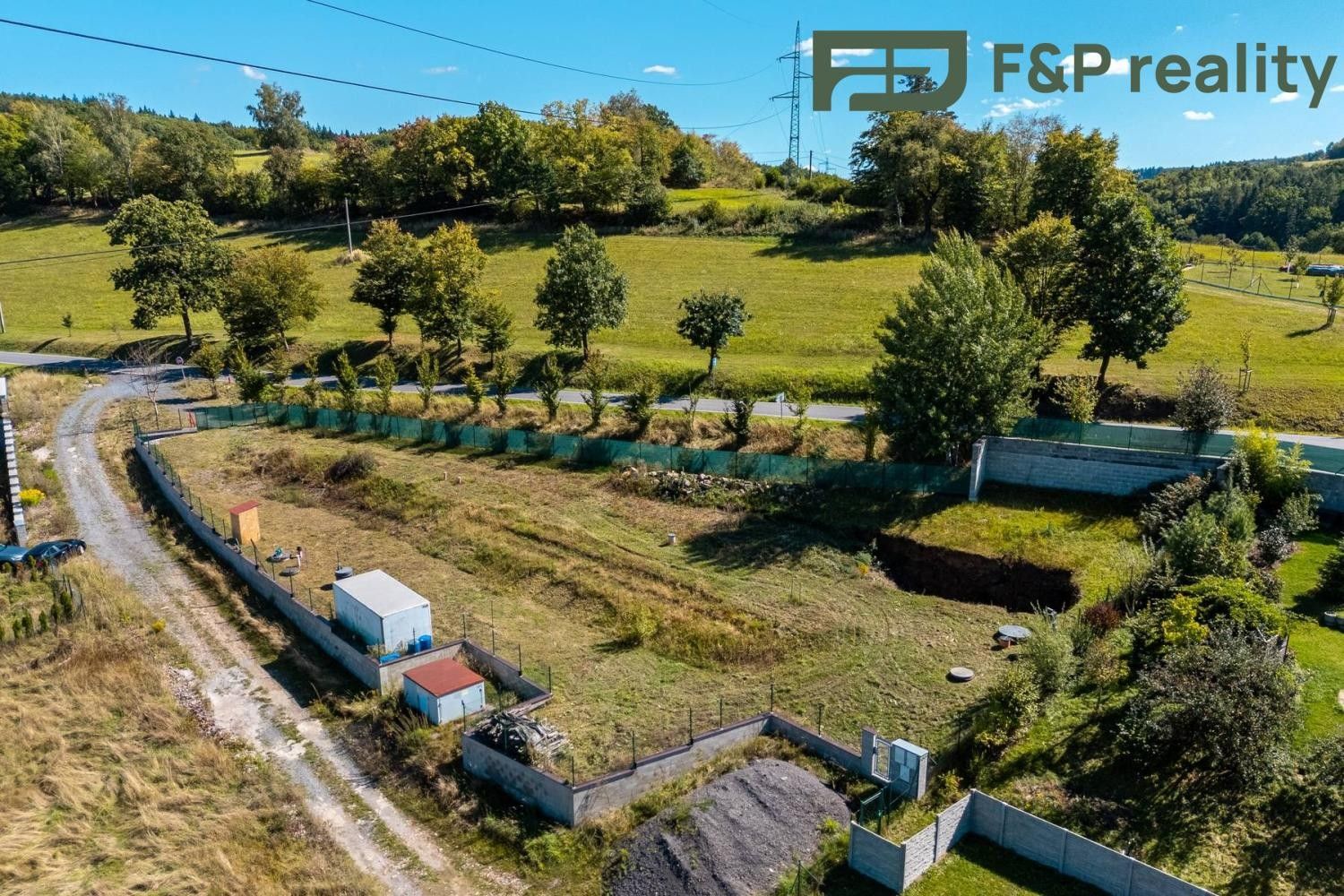Prodej pozemku 1852 m² - foto 1
