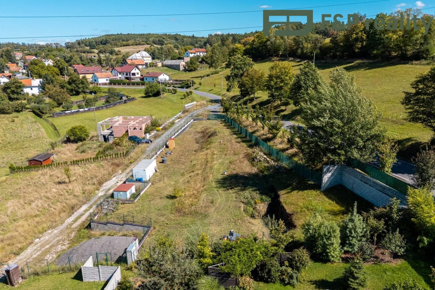 Prodej pozemku 1852 m² - foto 3
