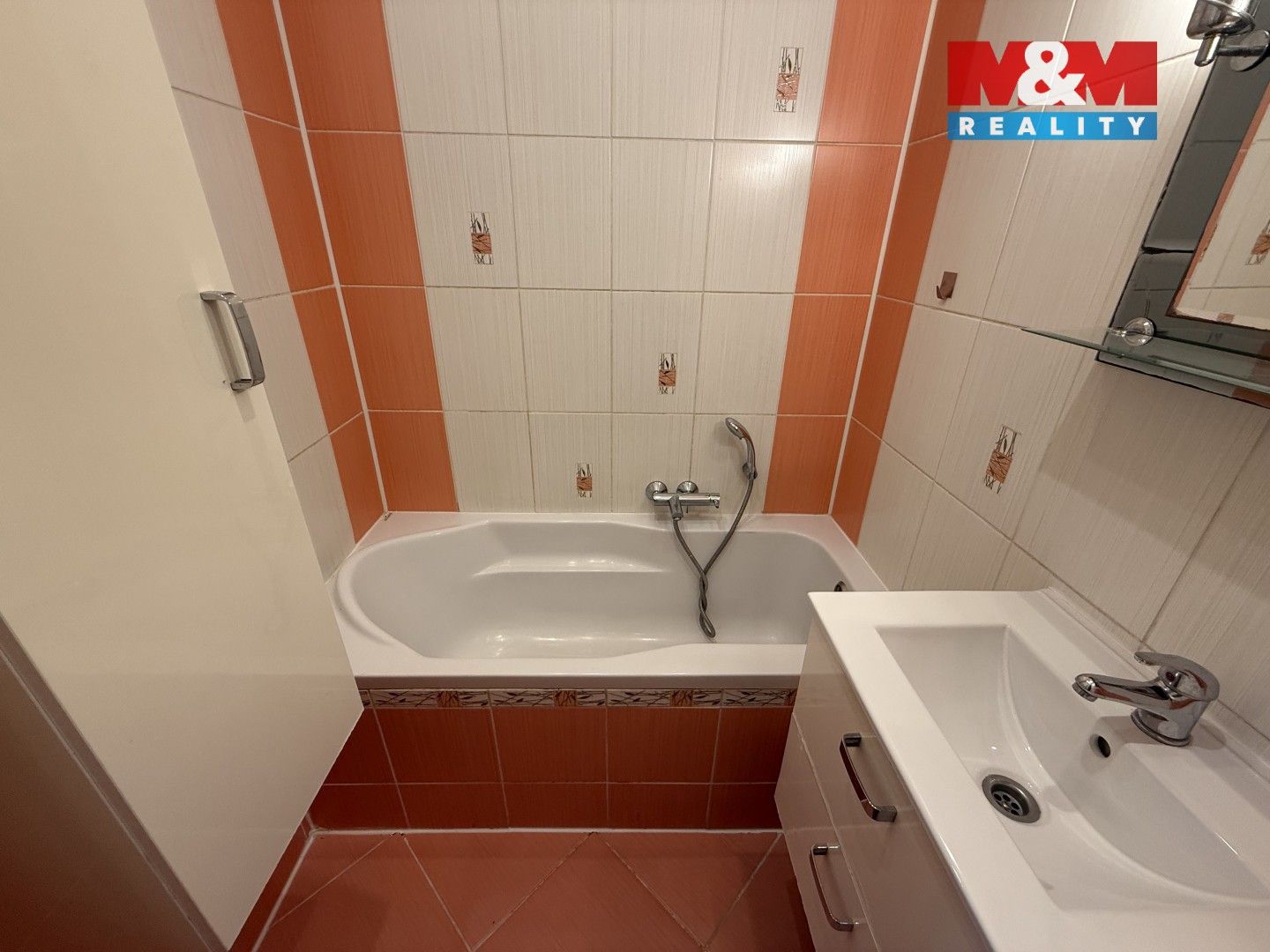 Pronájem bytu 3+1 60 m² - foto 11