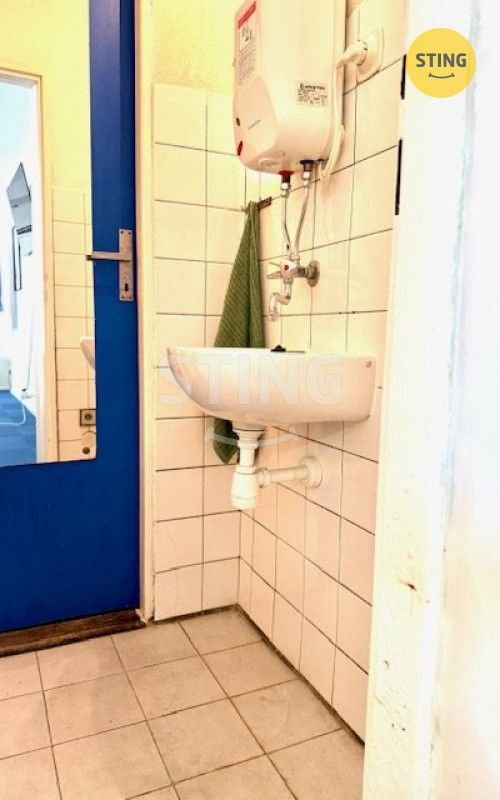 Pronájem komerčního prostoru 37 m² - foto 9