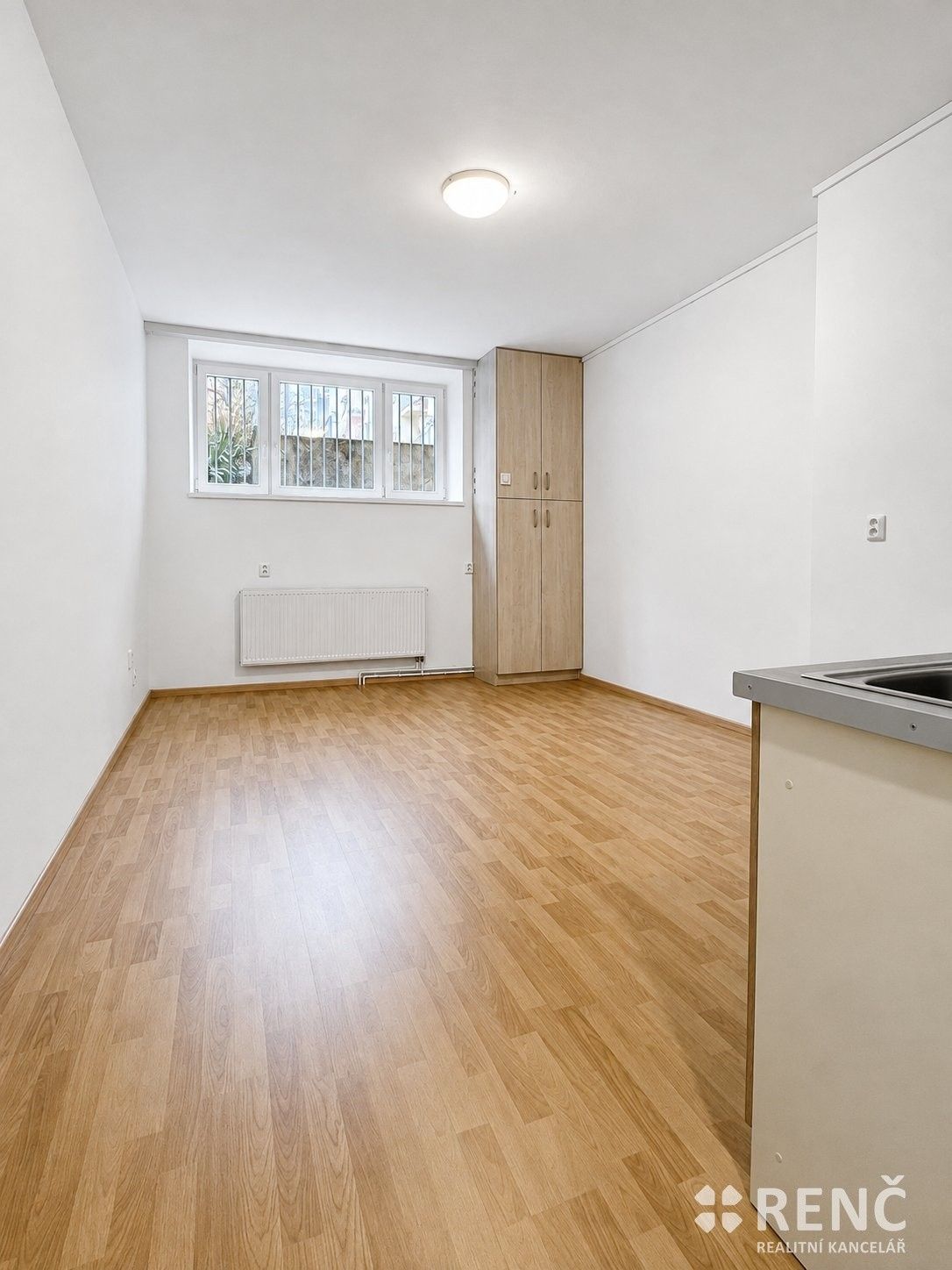 Pronájem bytu 1+kk 30 m² - foto 2