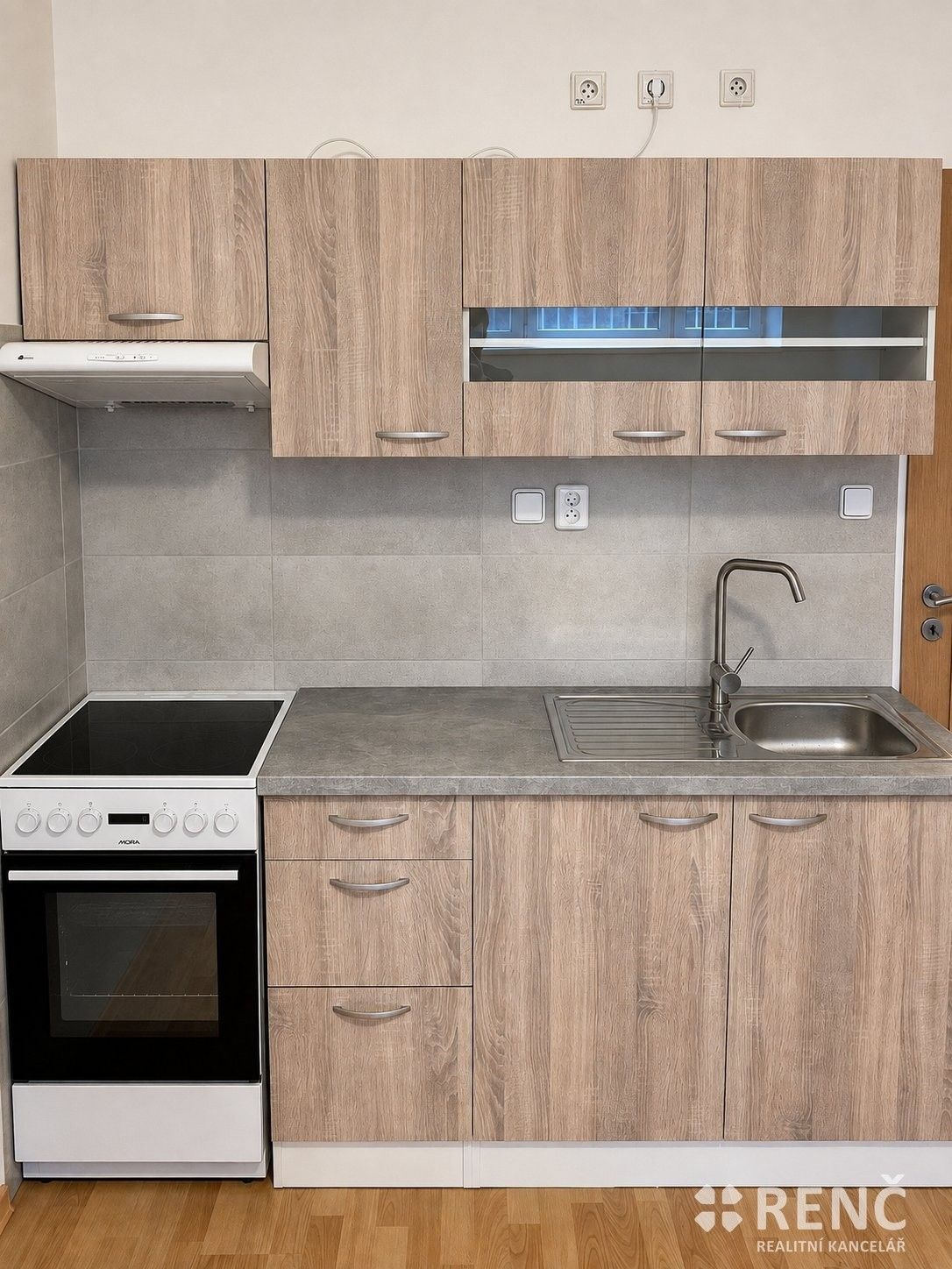 Pronájem bytu 1+kk 30 m² - foto 3
