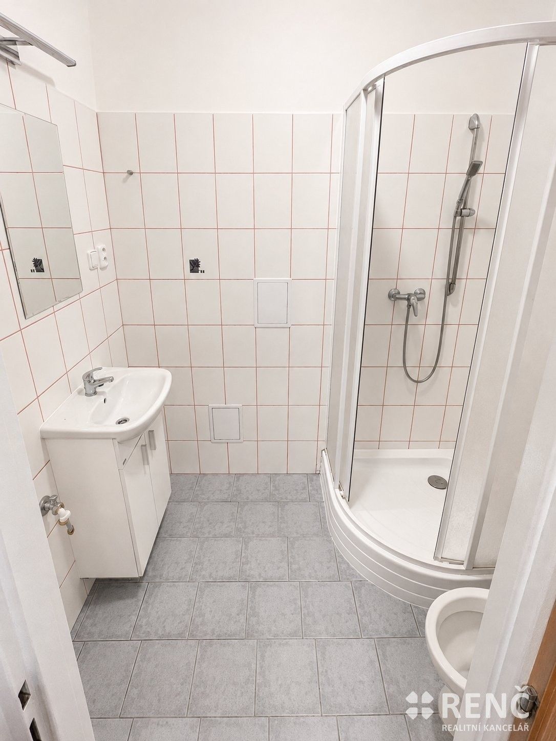 Pronájem bytu 1+kk 30 m² - foto 4