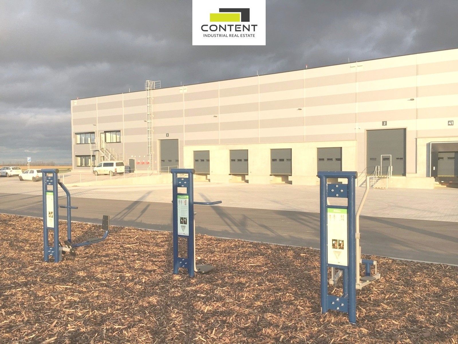 Pronájem komerčního prostoru 39500 m² - foto 5