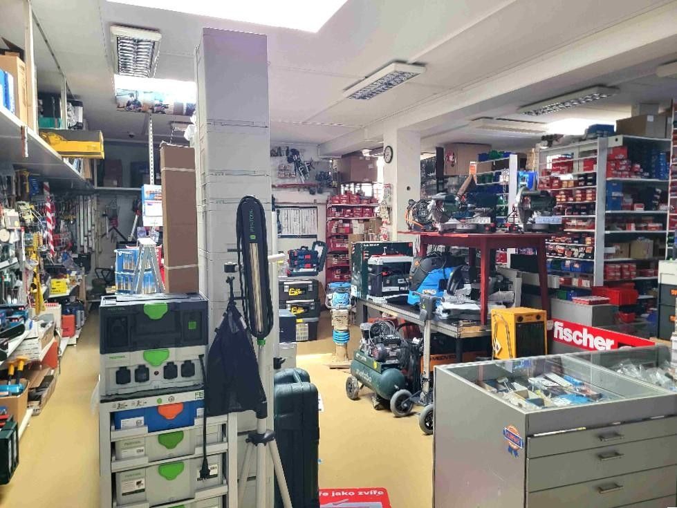 Pronájem nemovitosti 160 m² - foto 1