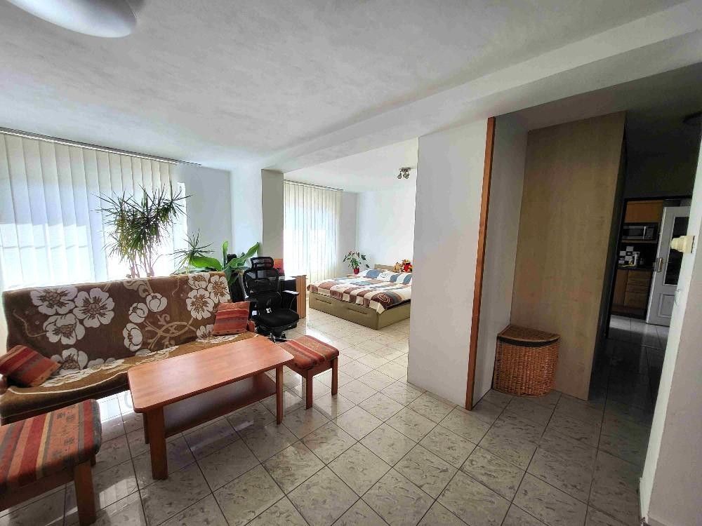 Pronájem nemovitosti 160 m² - foto 36
