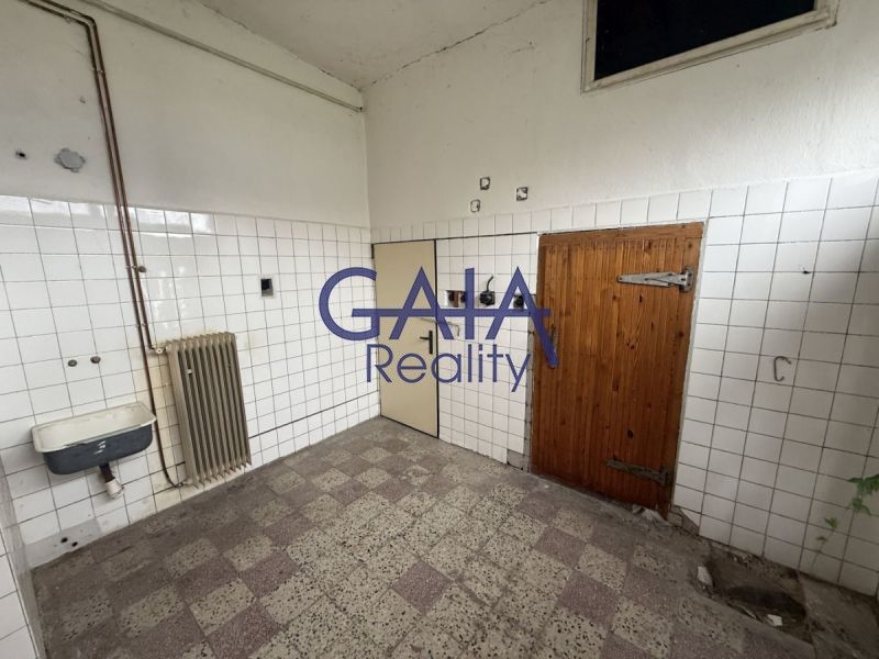 Prodej komerčního prostoru 268 m² - foto 11