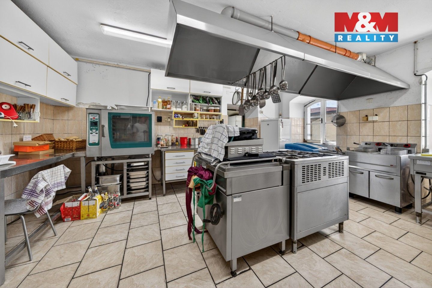 Prodej komerčního prostoru 879 m² - foto 6