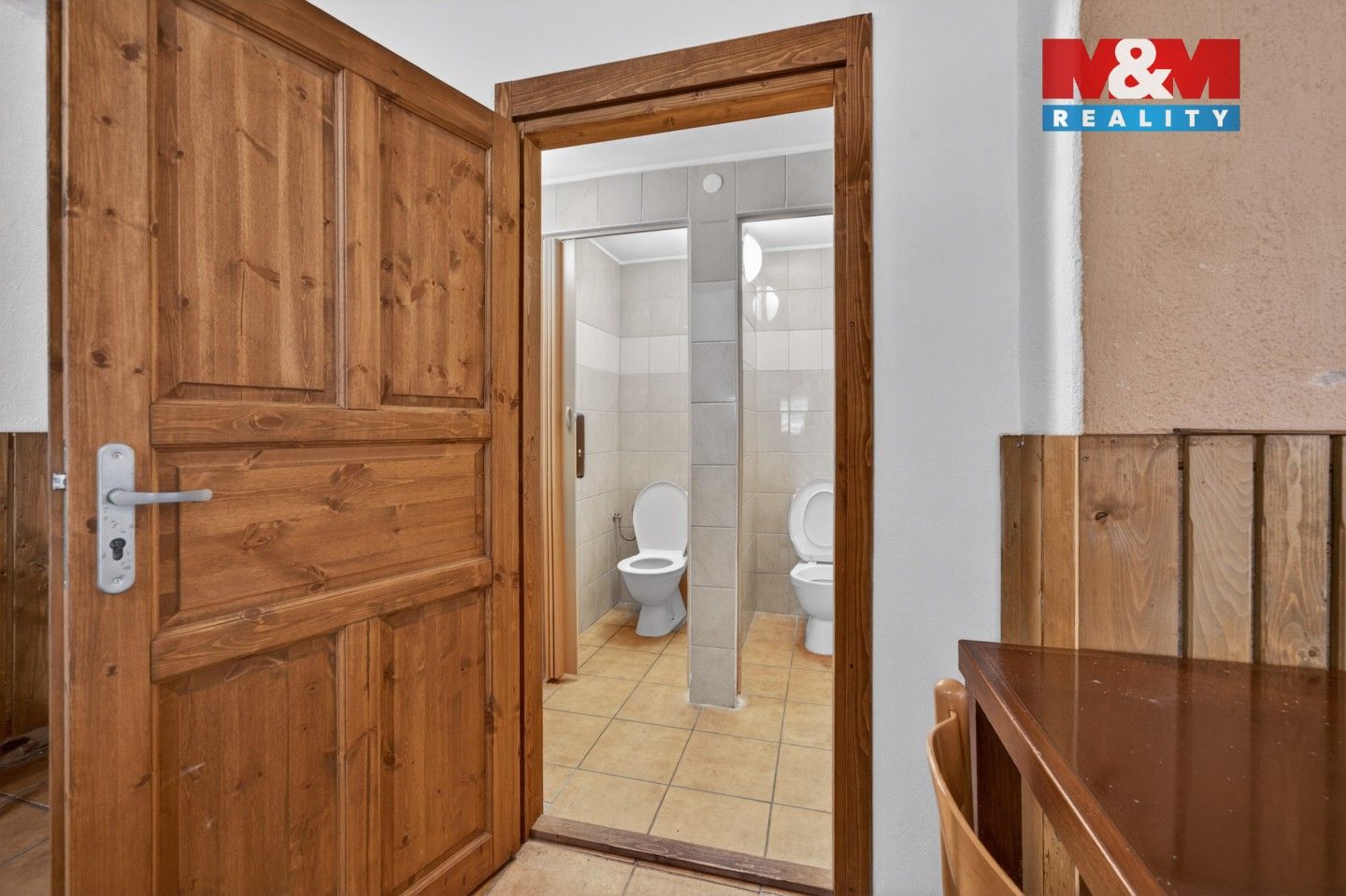 Prodej komerčního prostoru 879 m² - foto 13