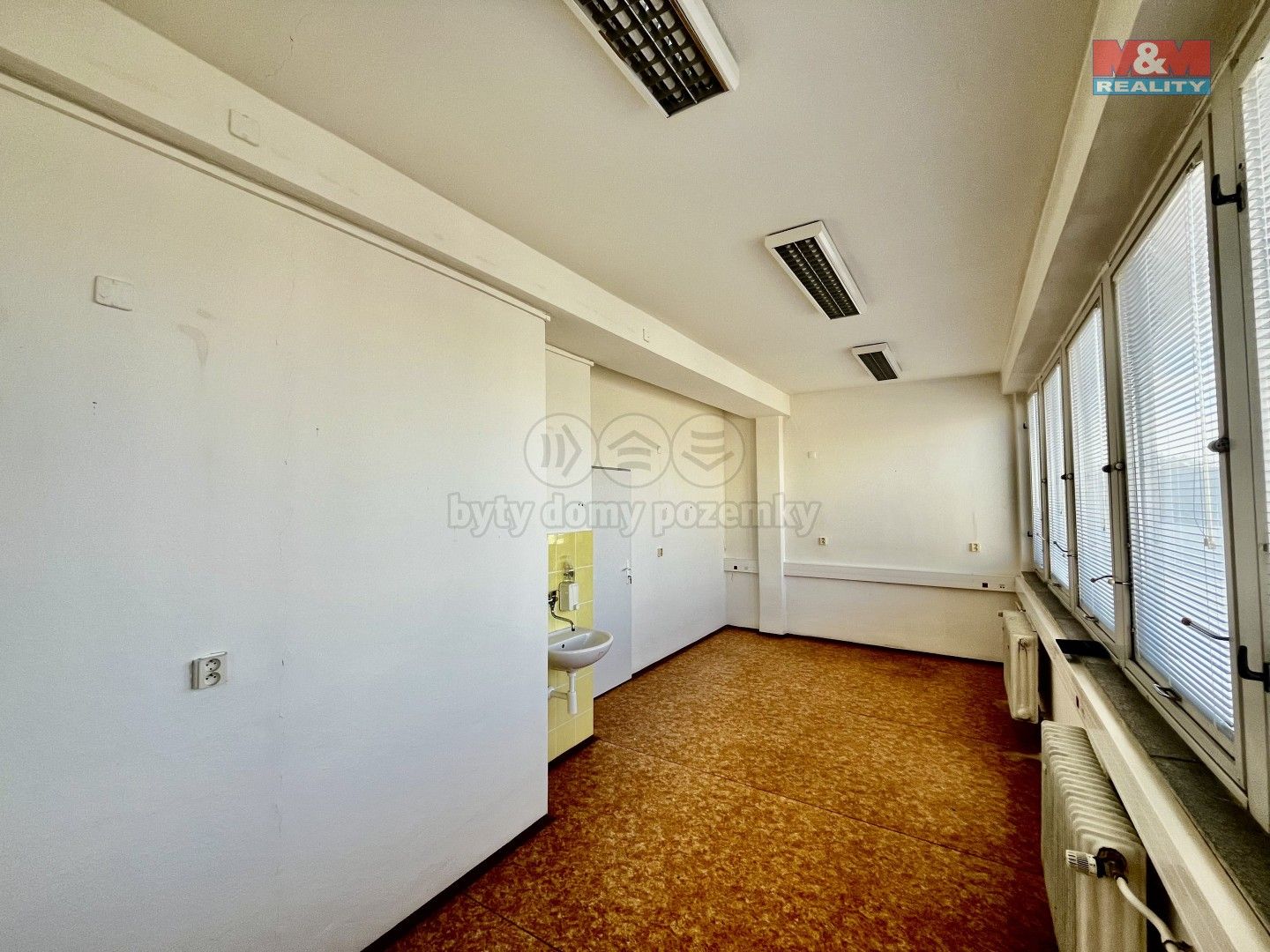 Pronájem komerčního prostoru 109 m² - foto 9