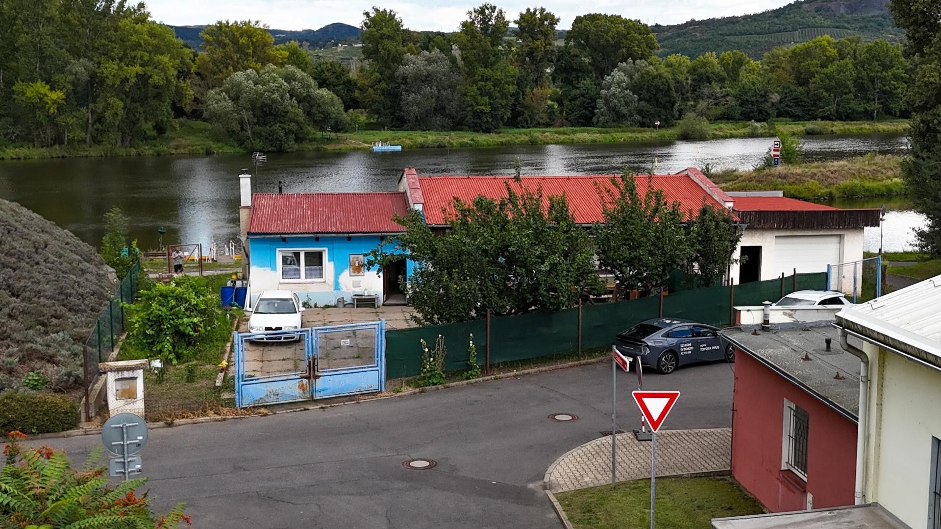 Prodej komerčního prostoru 853 m² - foto 3
