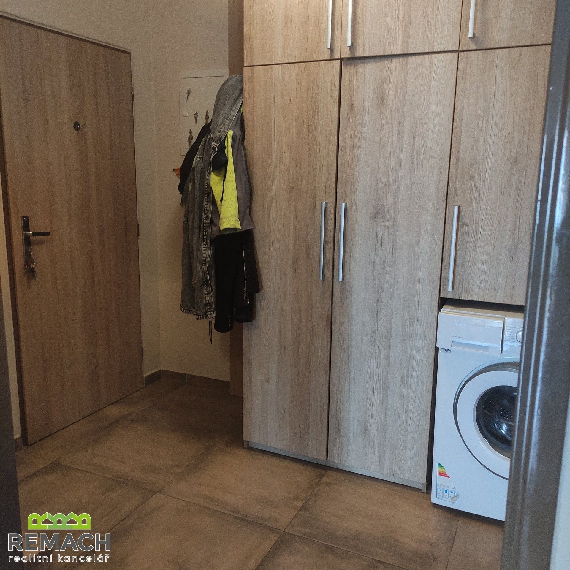Pronájem bytu 3+kk 86 m² - foto 5