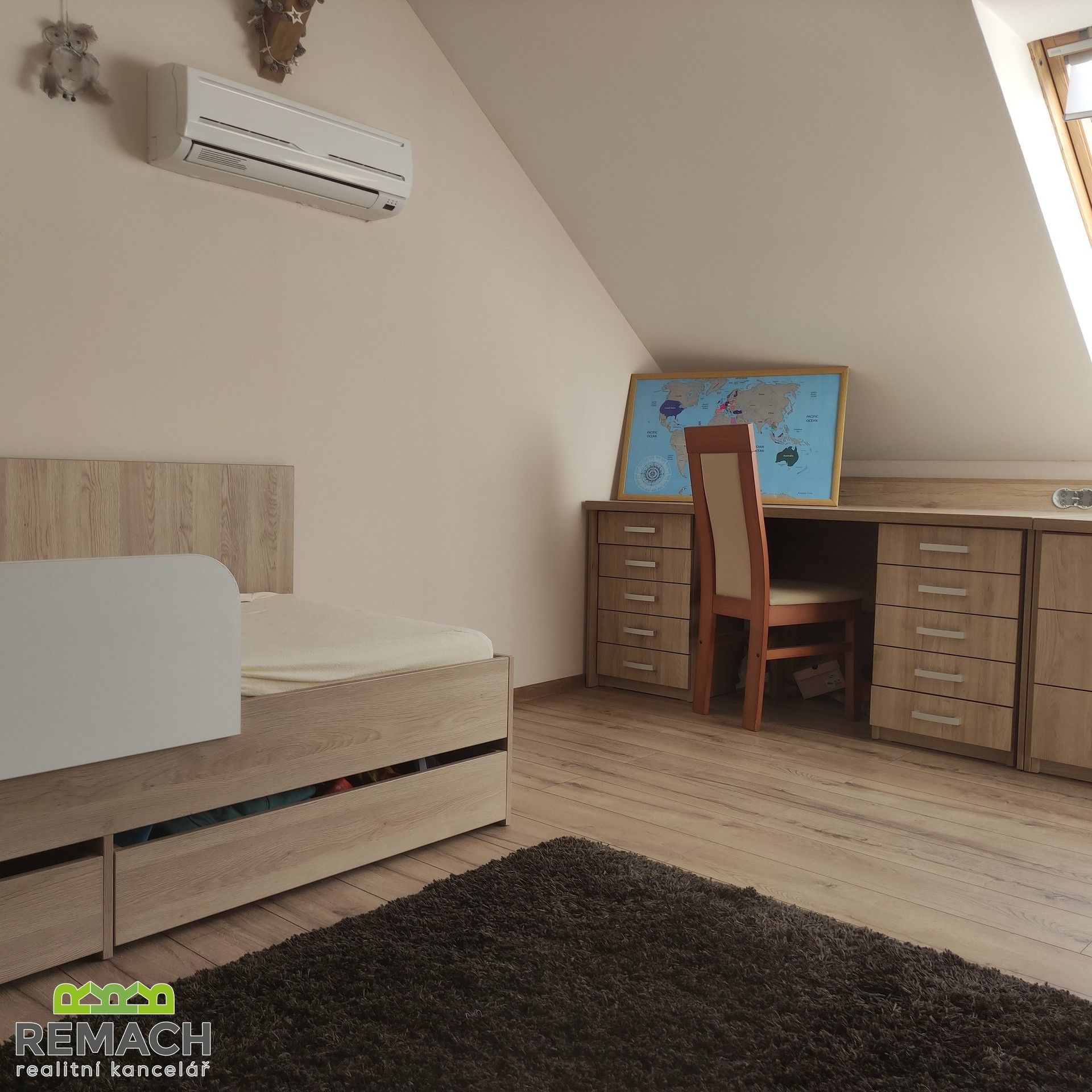 Pronájem bytu 3+kk 86 m² - foto 11