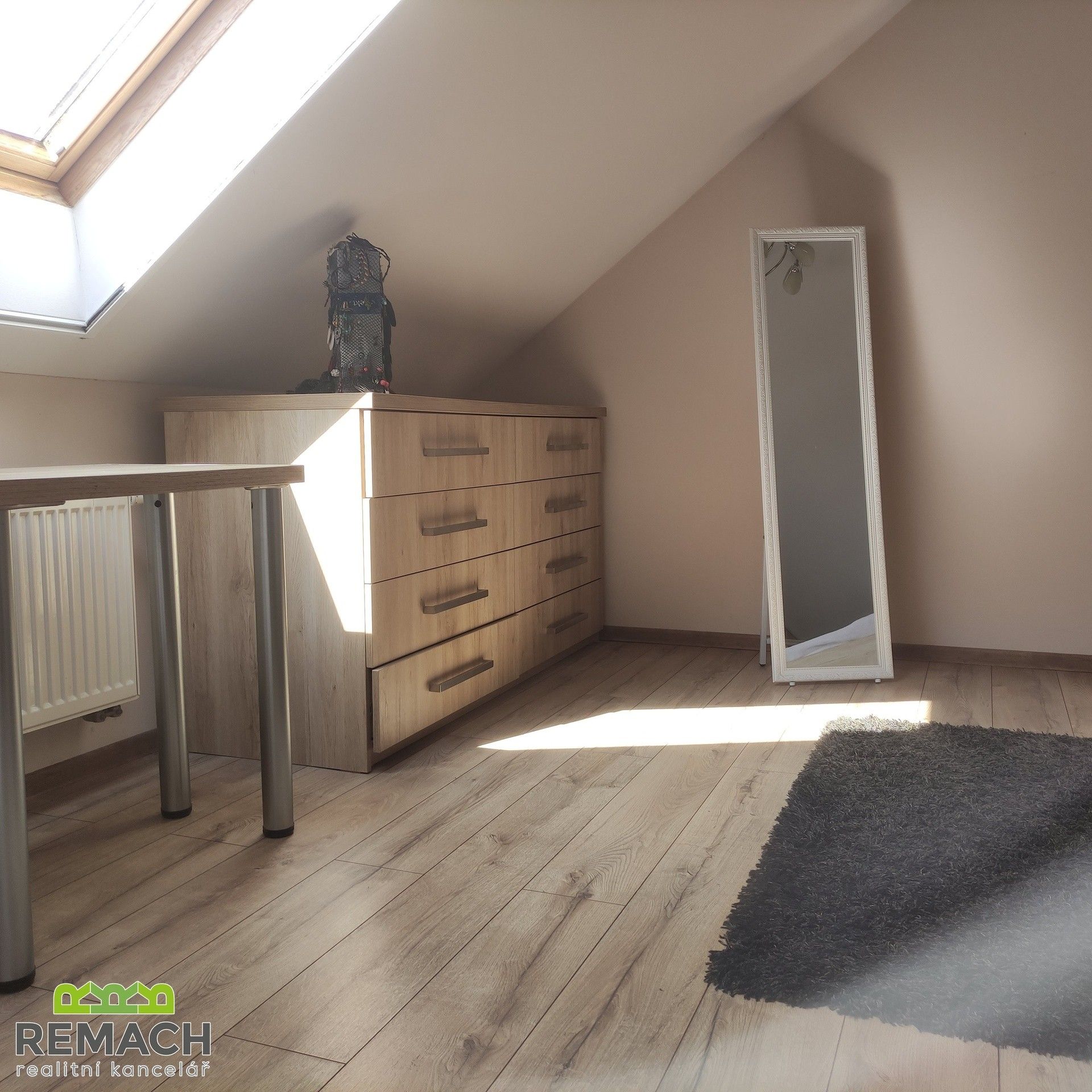 Pronájem bytu 3+kk 86 m² - foto 14