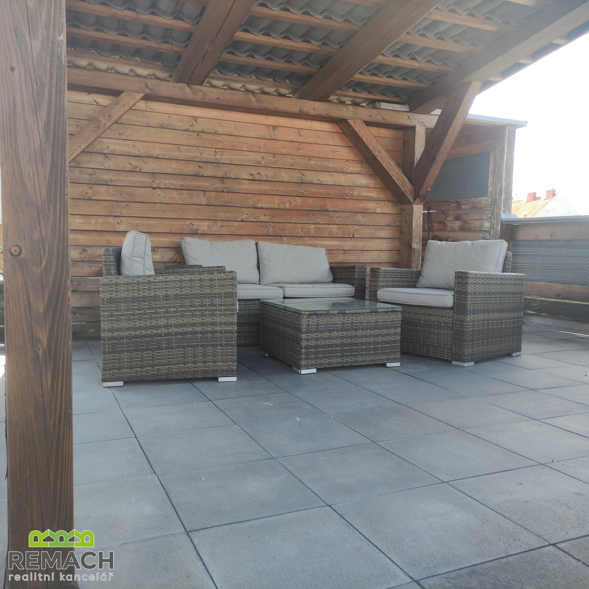 Pronájem bytu 3+kk 86 m² - foto 15