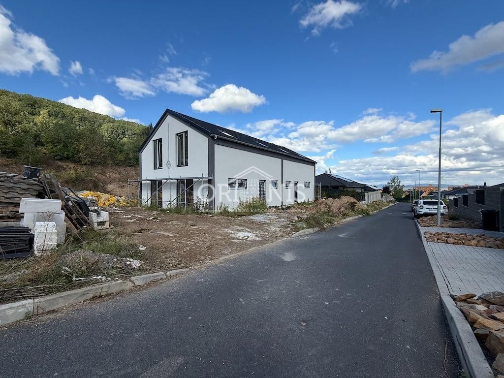 Prodej domu 228 m² - foto 2