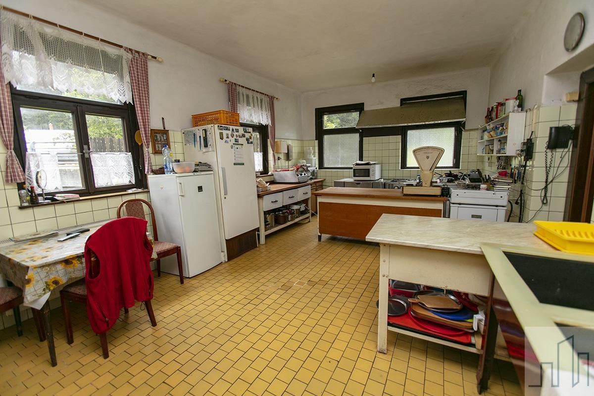 Prodej komerčního prostoru 415 m² - foto 12