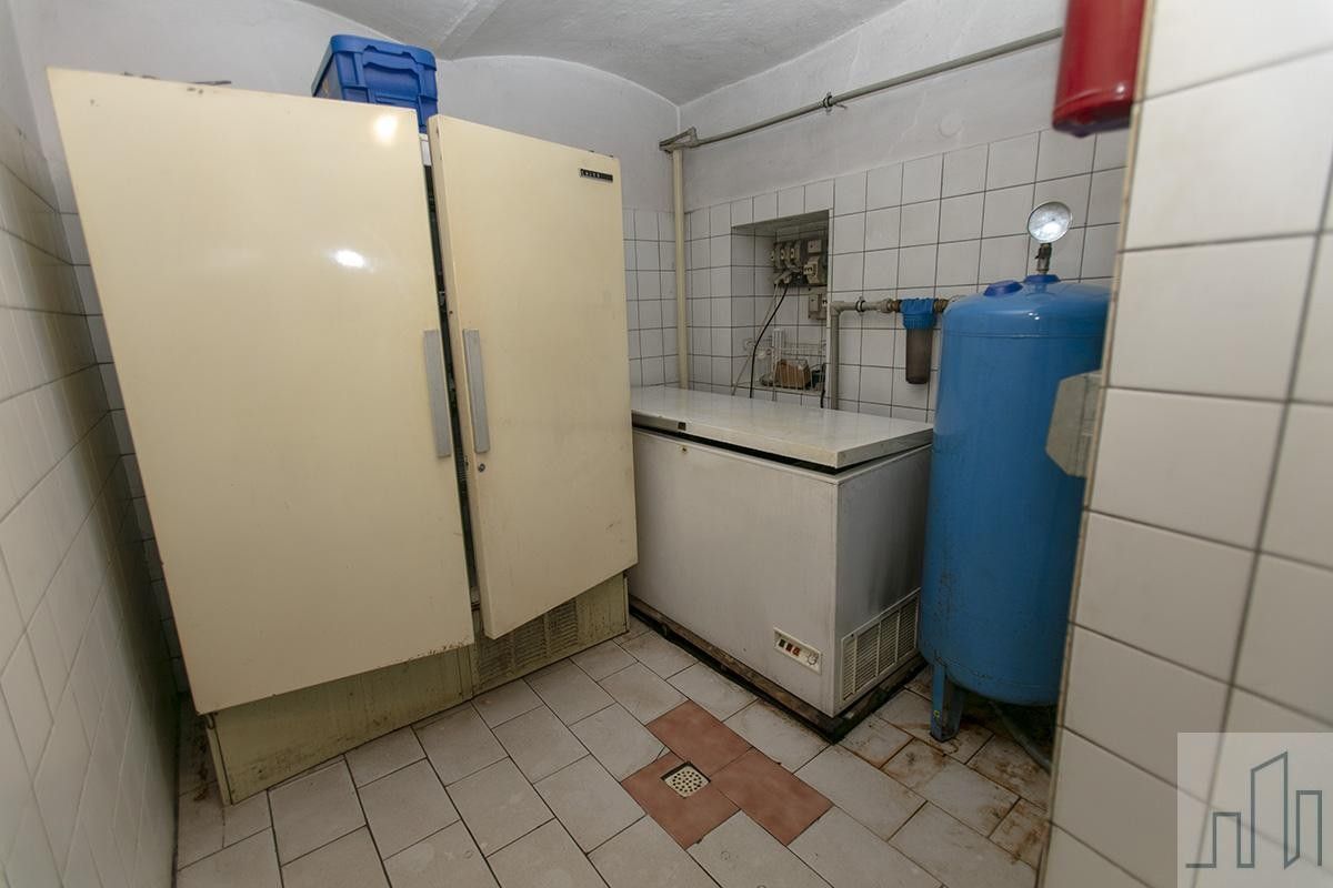 Prodej komerčního prostoru 415 m² - foto 26