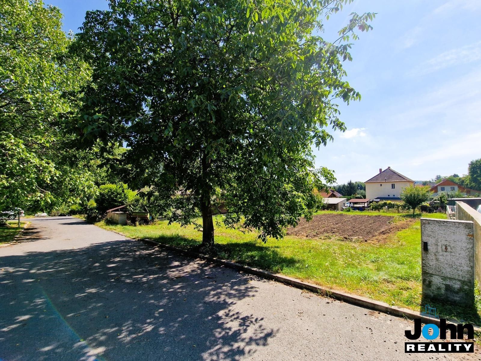 Prodej pozemku 859 m² - foto 3