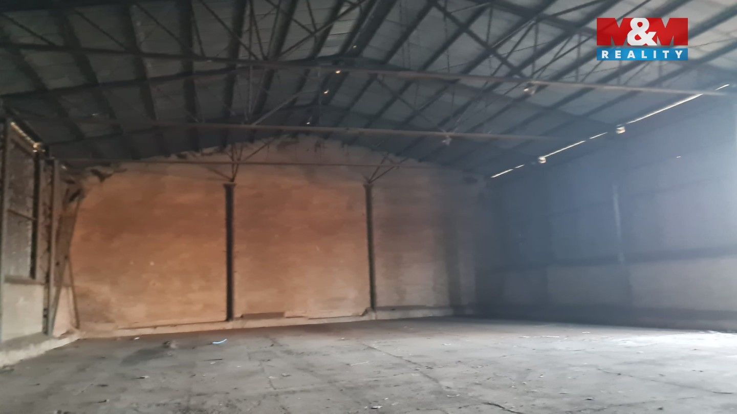 Pronájem komerčního prostoru 300 m² - foto 6