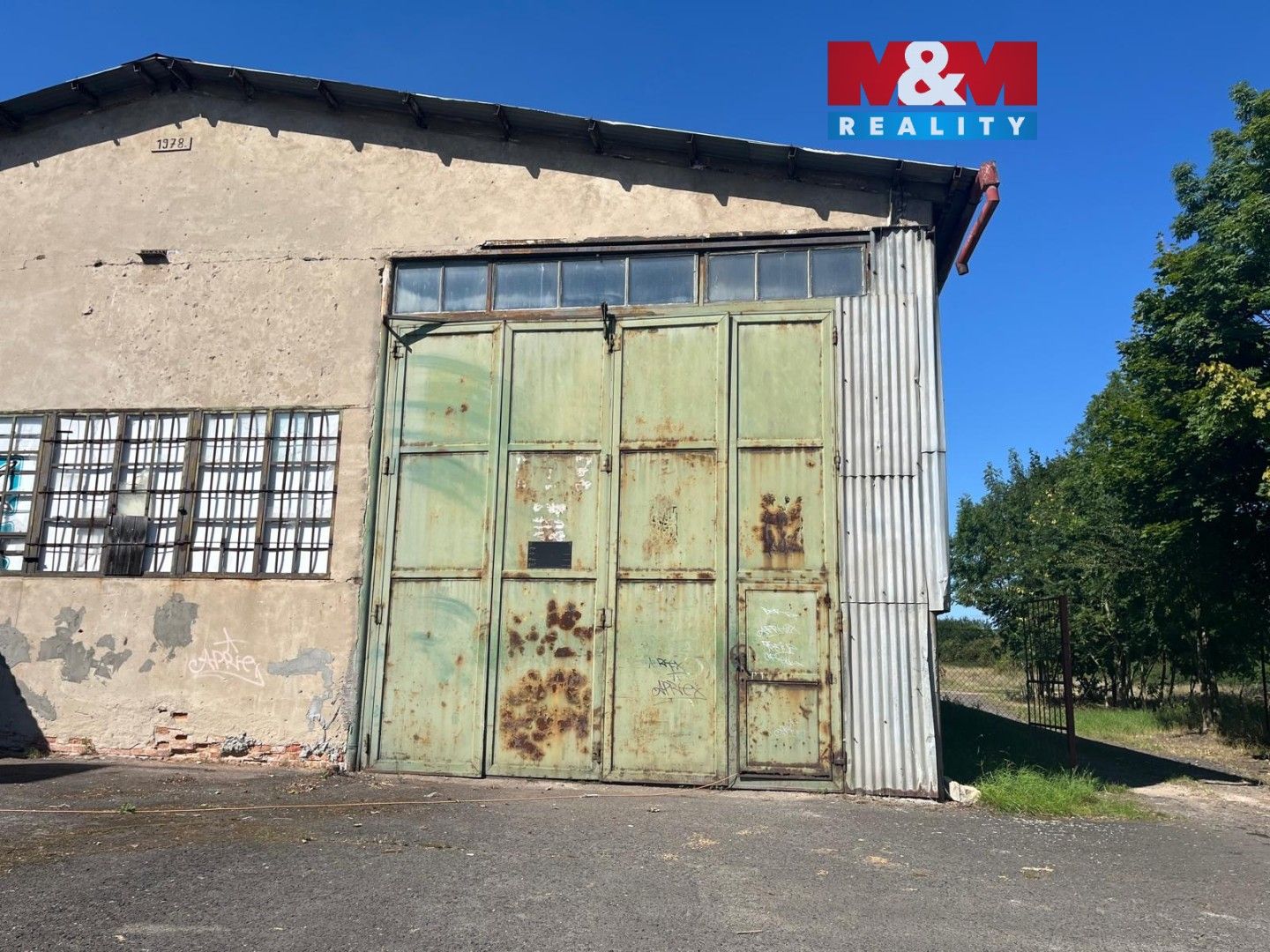 Pronájem komerčního prostoru 300 m² - foto 2