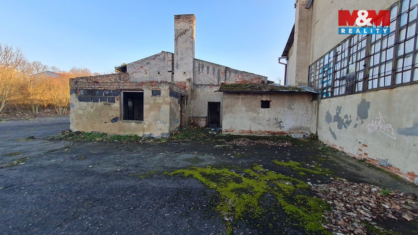 Pronájem komerčního prostoru 300 m² - foto 20