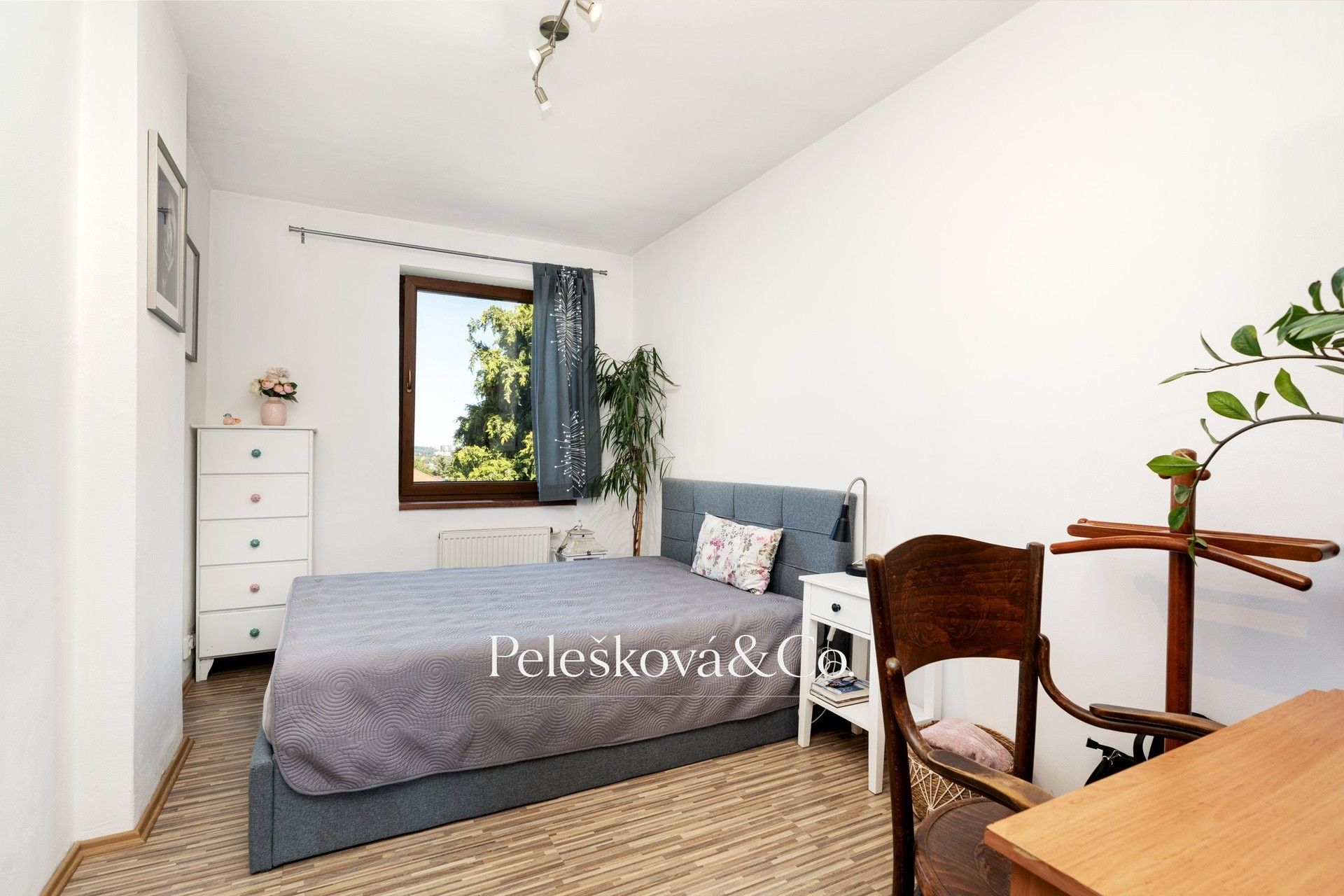 Prodej nemovitosti 333 m² - foto 22