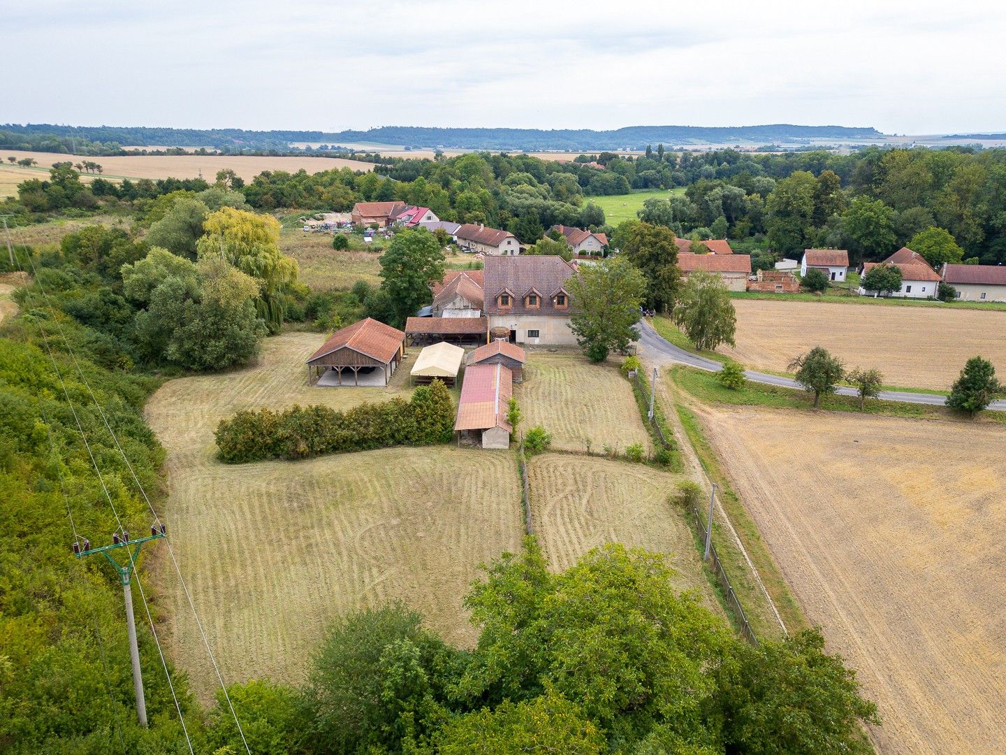 Prodej komerčního prostoru 852 m² - foto 10