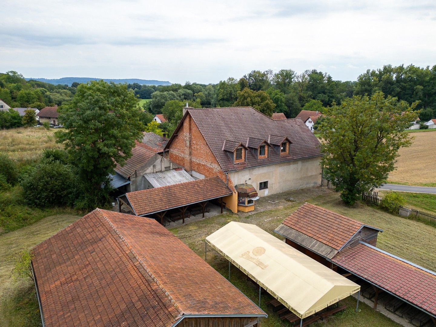 Prodej komerčního prostoru 852 m² - foto 15