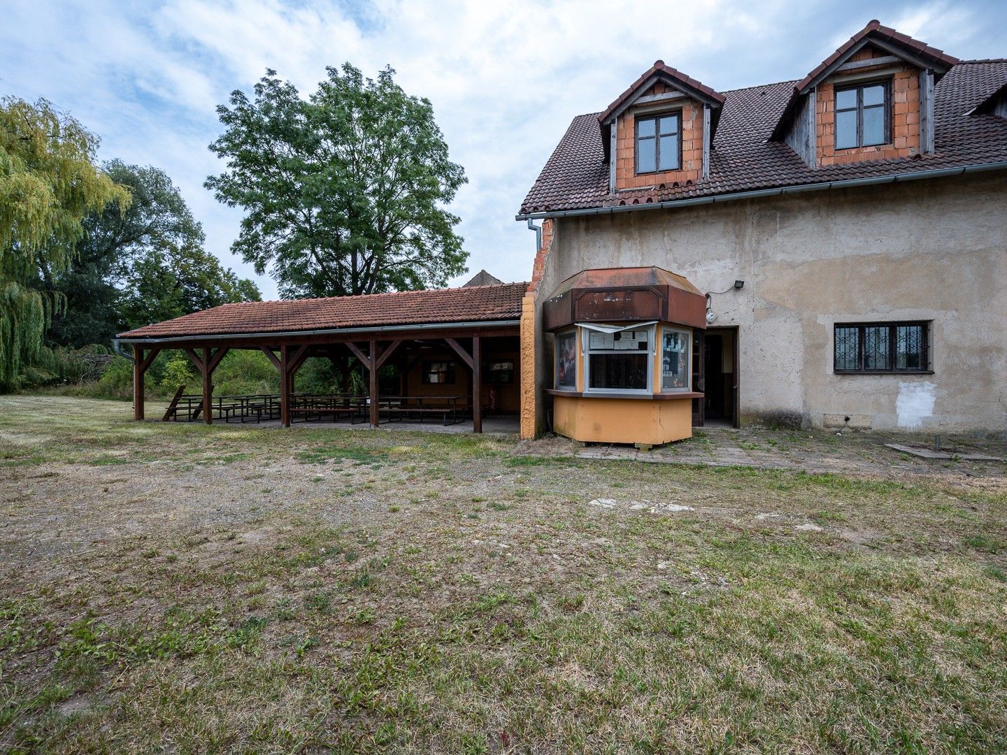 Prodej komerčního prostoru 852 m² - foto 17