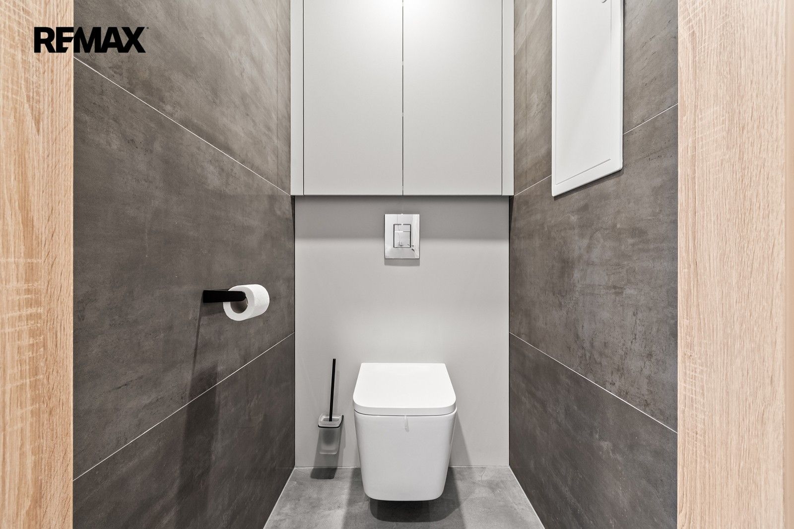 Pronájem bytu 3+kk 77 m² - foto 25