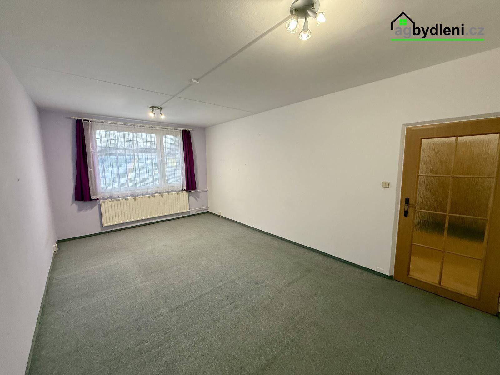 Pronájem bytu 2+1 60 m² - foto 4