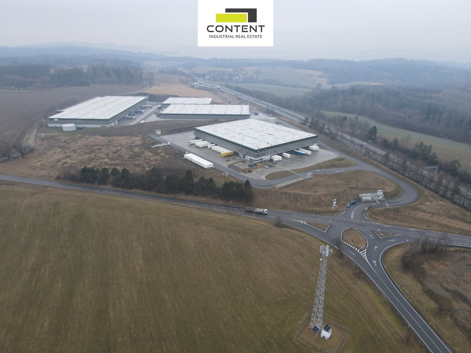 Pronájem komerčního prostoru 10000 m² - foto 3