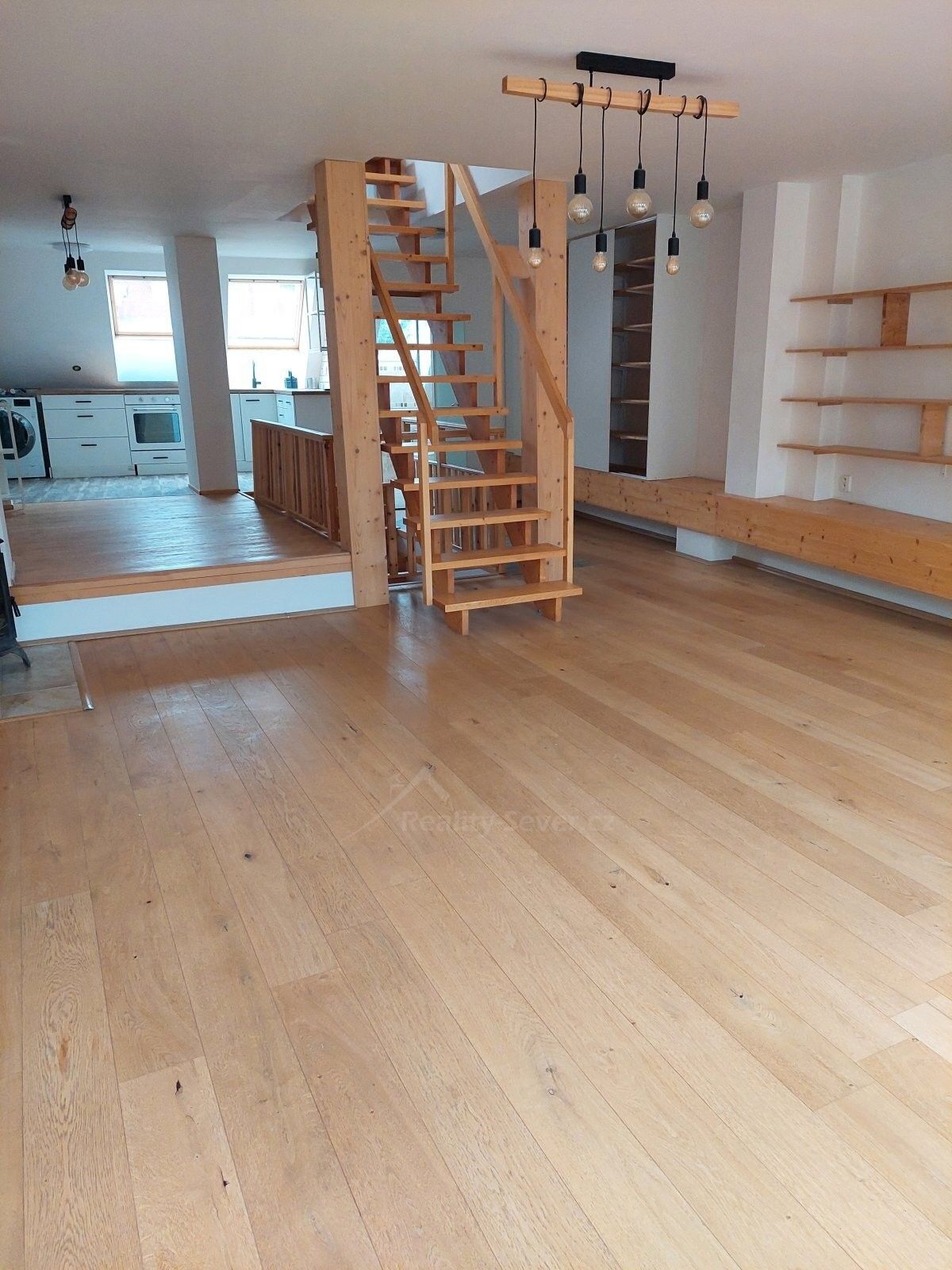 Pronájem bytu 2+kk 110 m² - foto 5