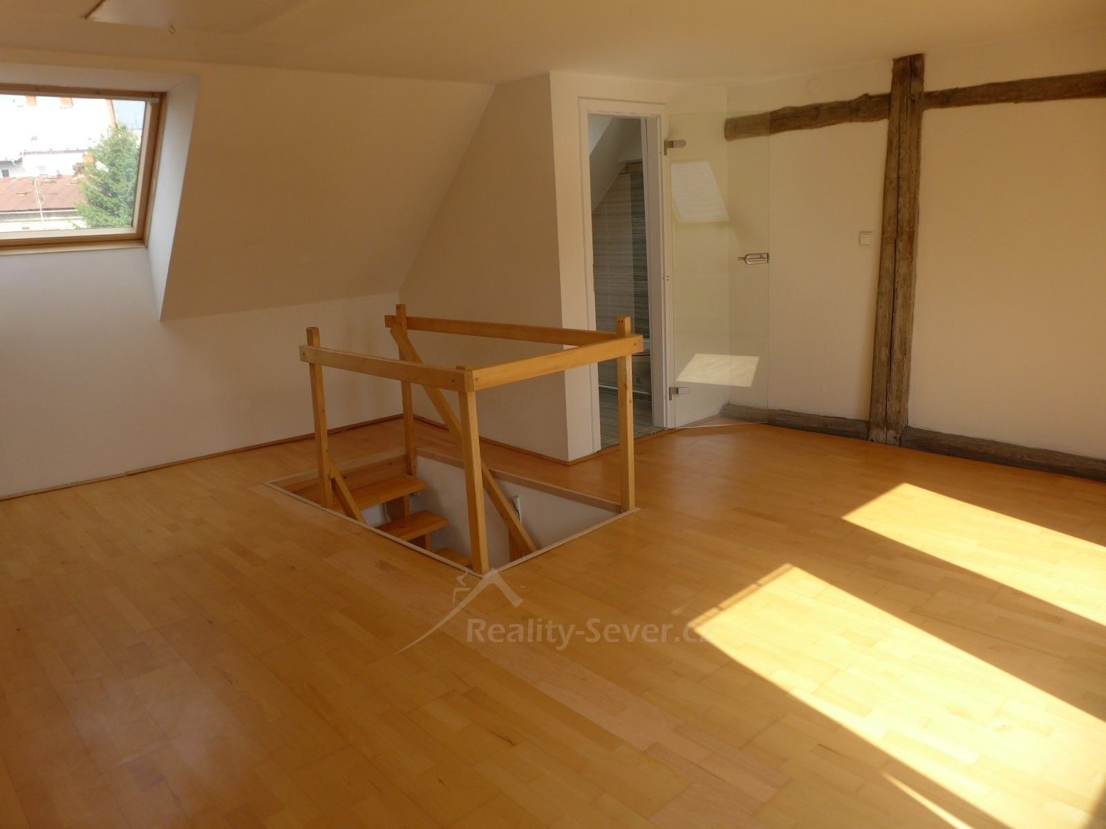 Pronájem bytu 2+kk 110 m² - foto 12