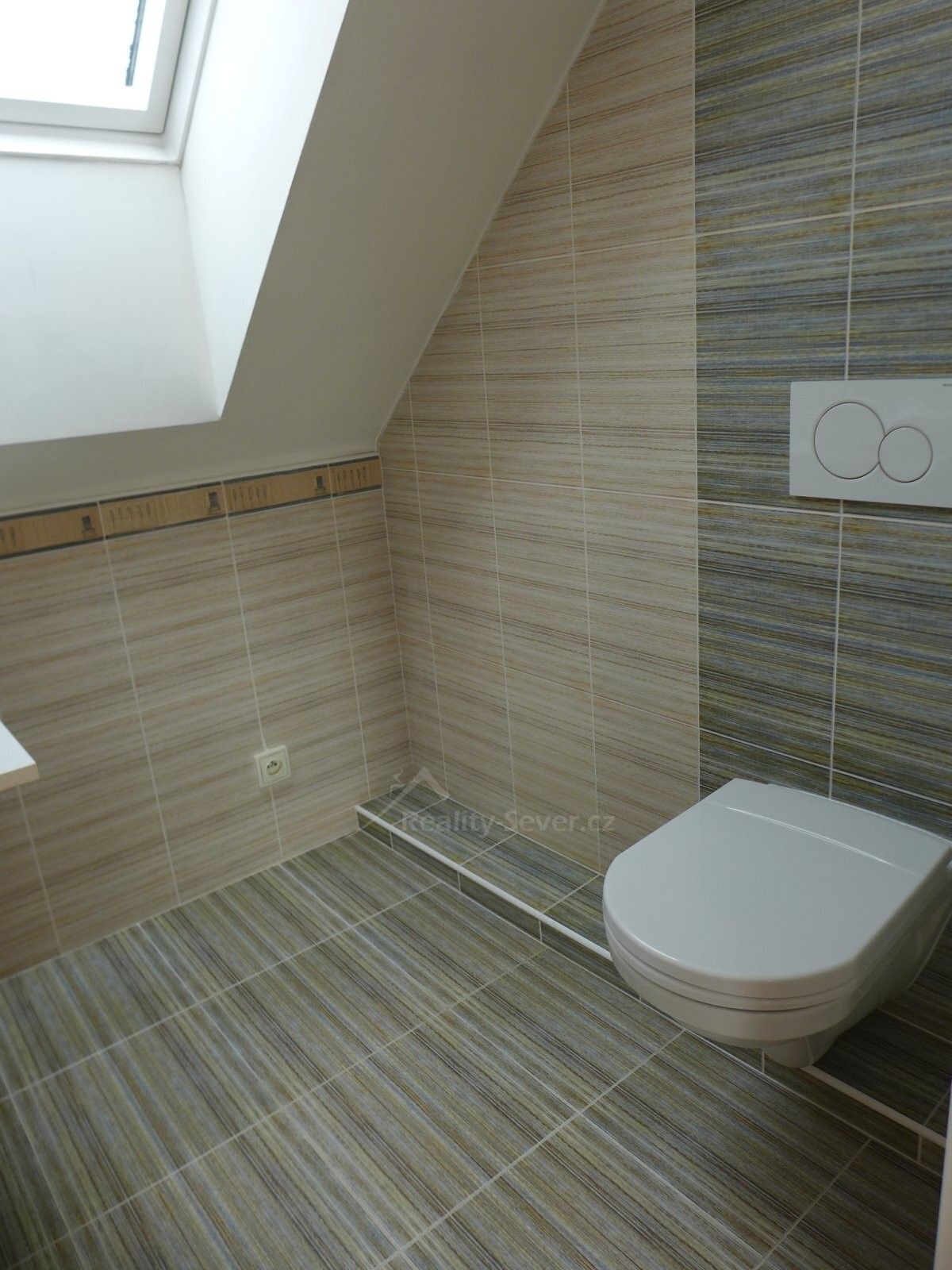Pronájem bytu 2+kk 110 m² - foto 13