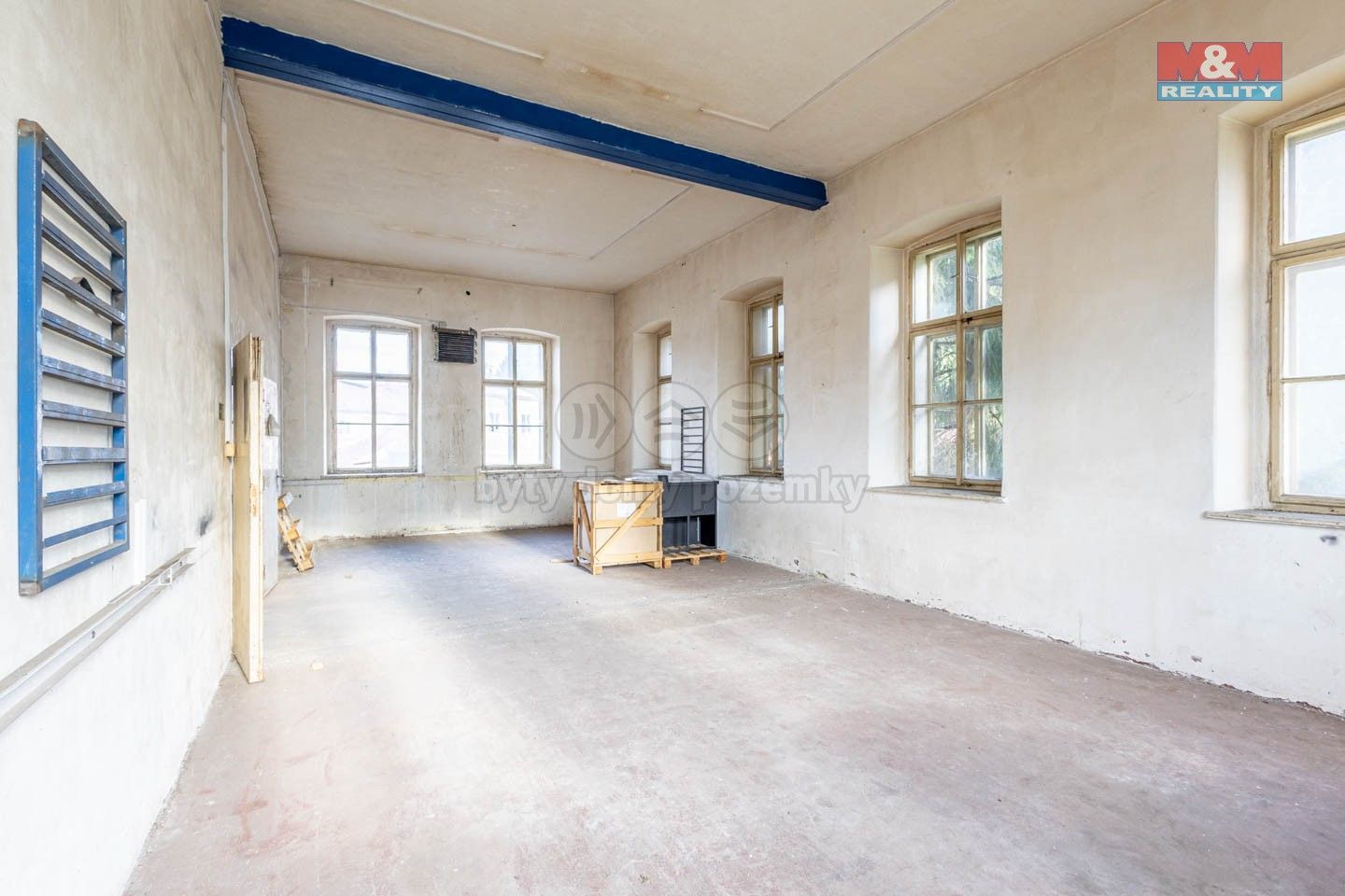 Pronájem komerčního prostoru 800 m² - foto 2