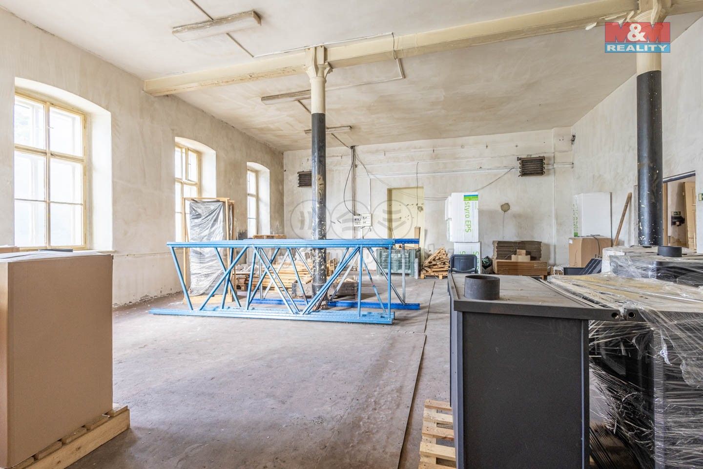 Pronájem komerčního prostoru 800 m² - foto 3