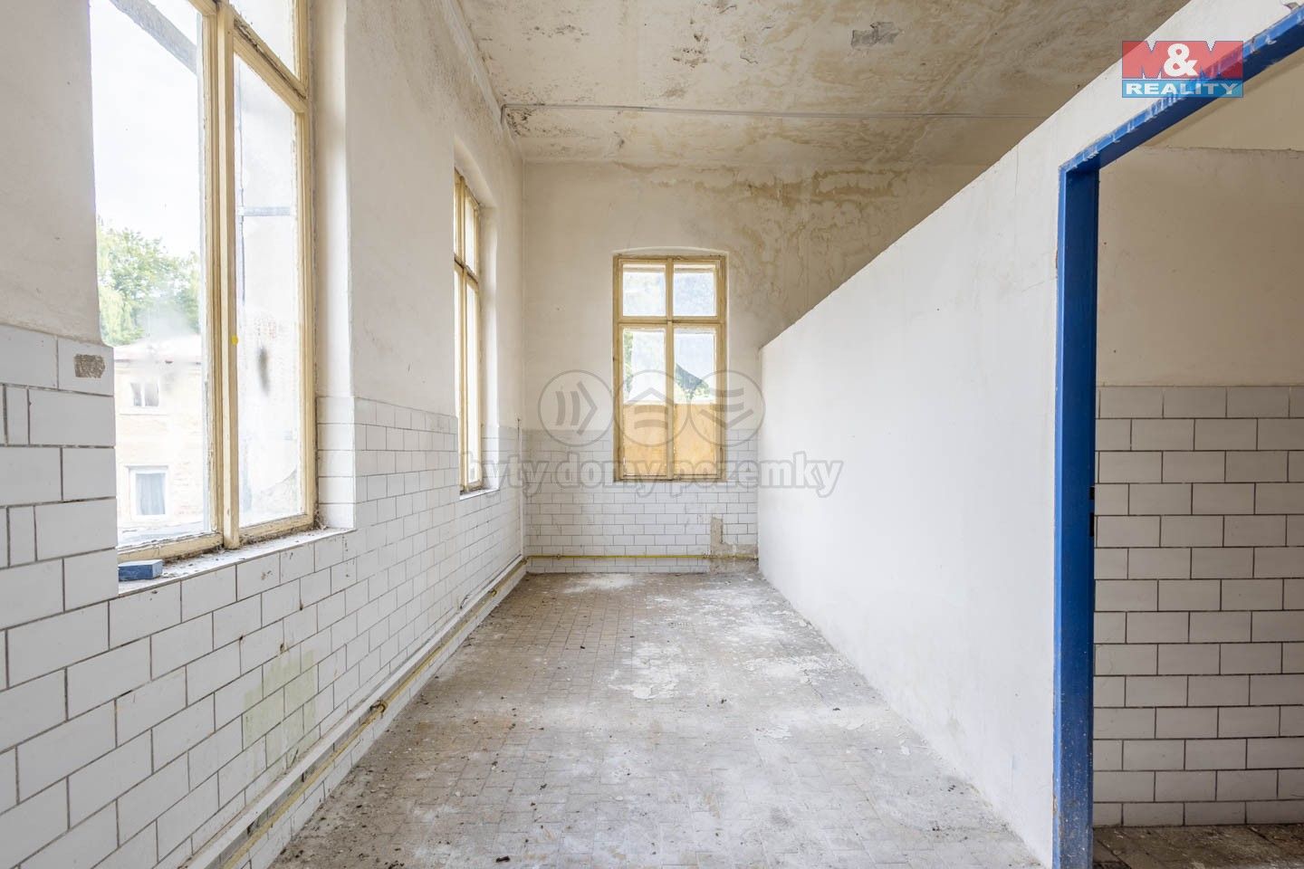 Pronájem komerčního prostoru 800 m² - foto 7