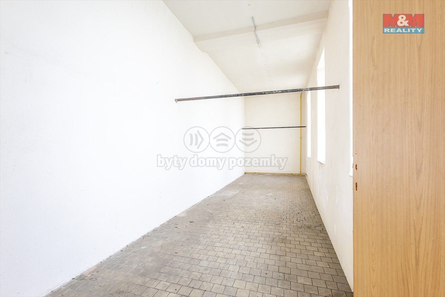Pronájem komerčního prostoru 800 m² - foto 6