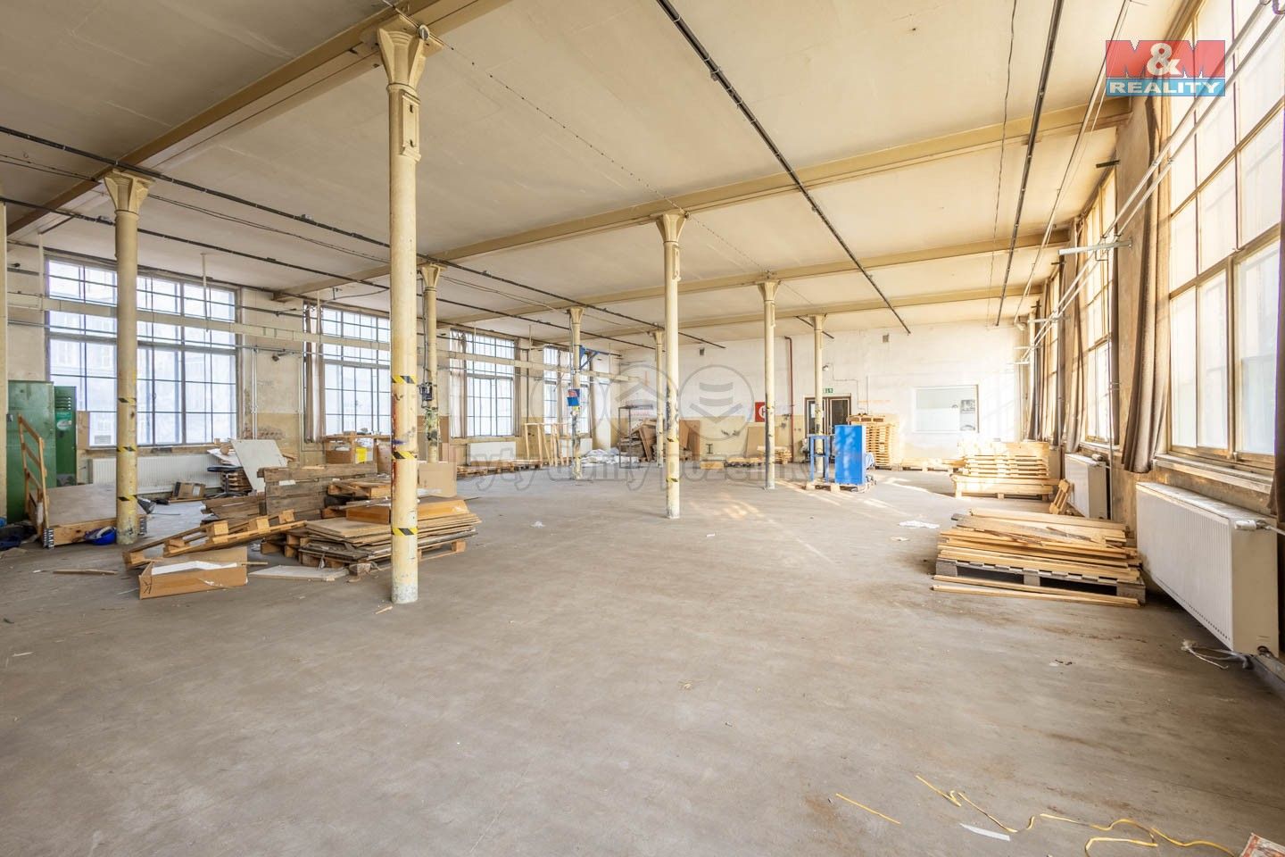 Pronájem komerčního prostoru 5000 m² - foto 5