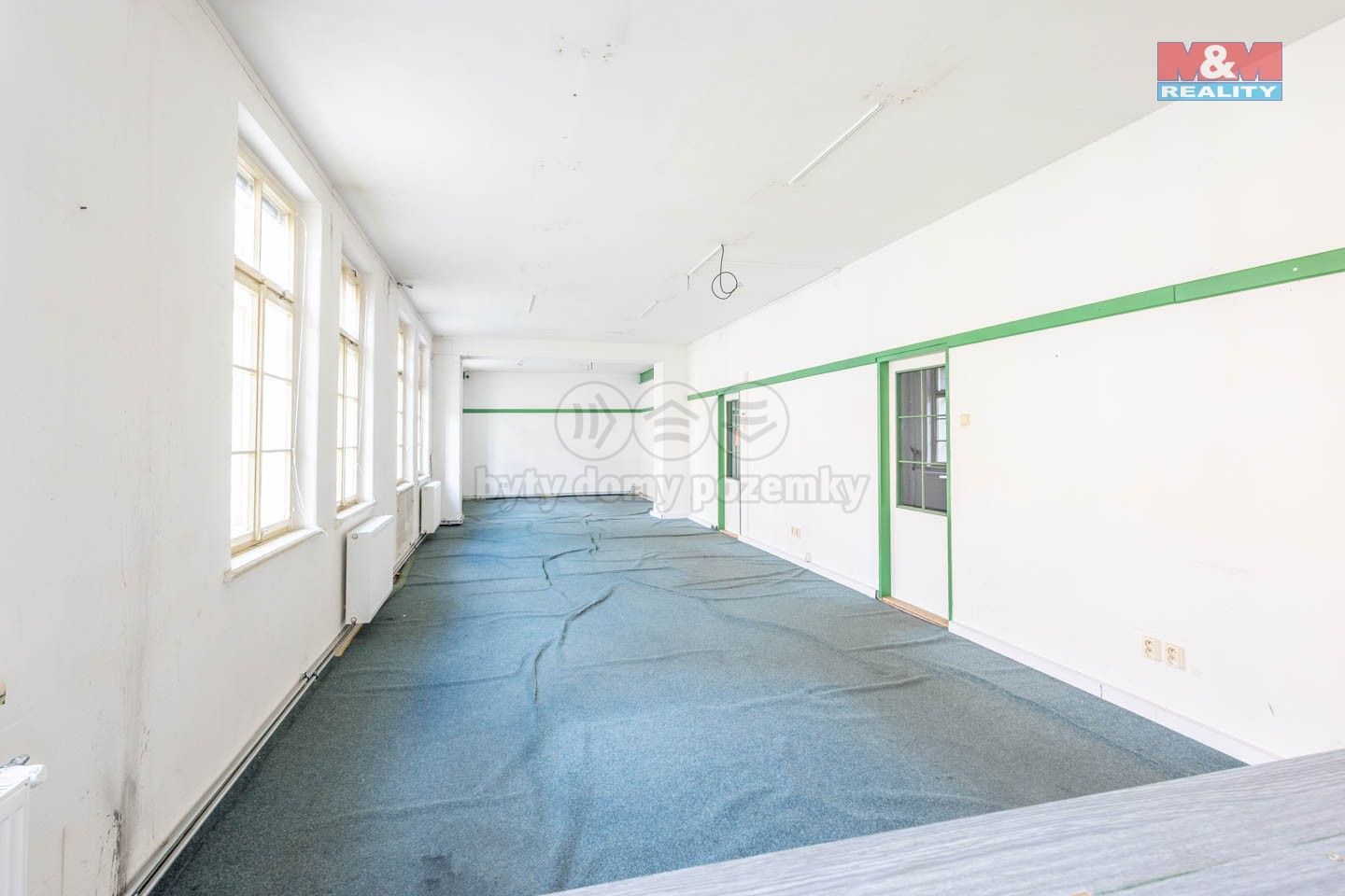 Pronájem komerčního prostoru 5000 m² - foto 18