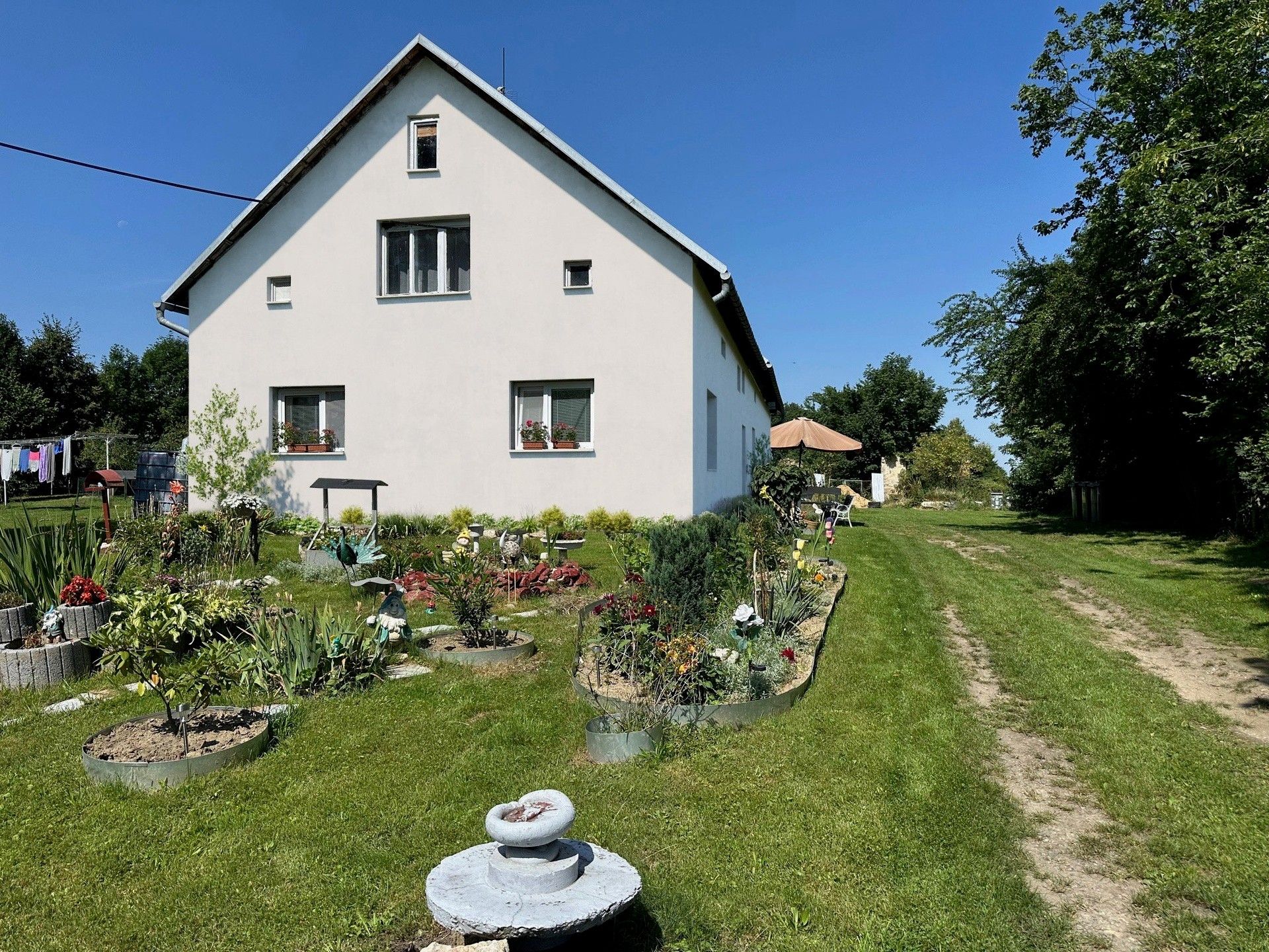 Prodej domu 180 m² - foto 1
