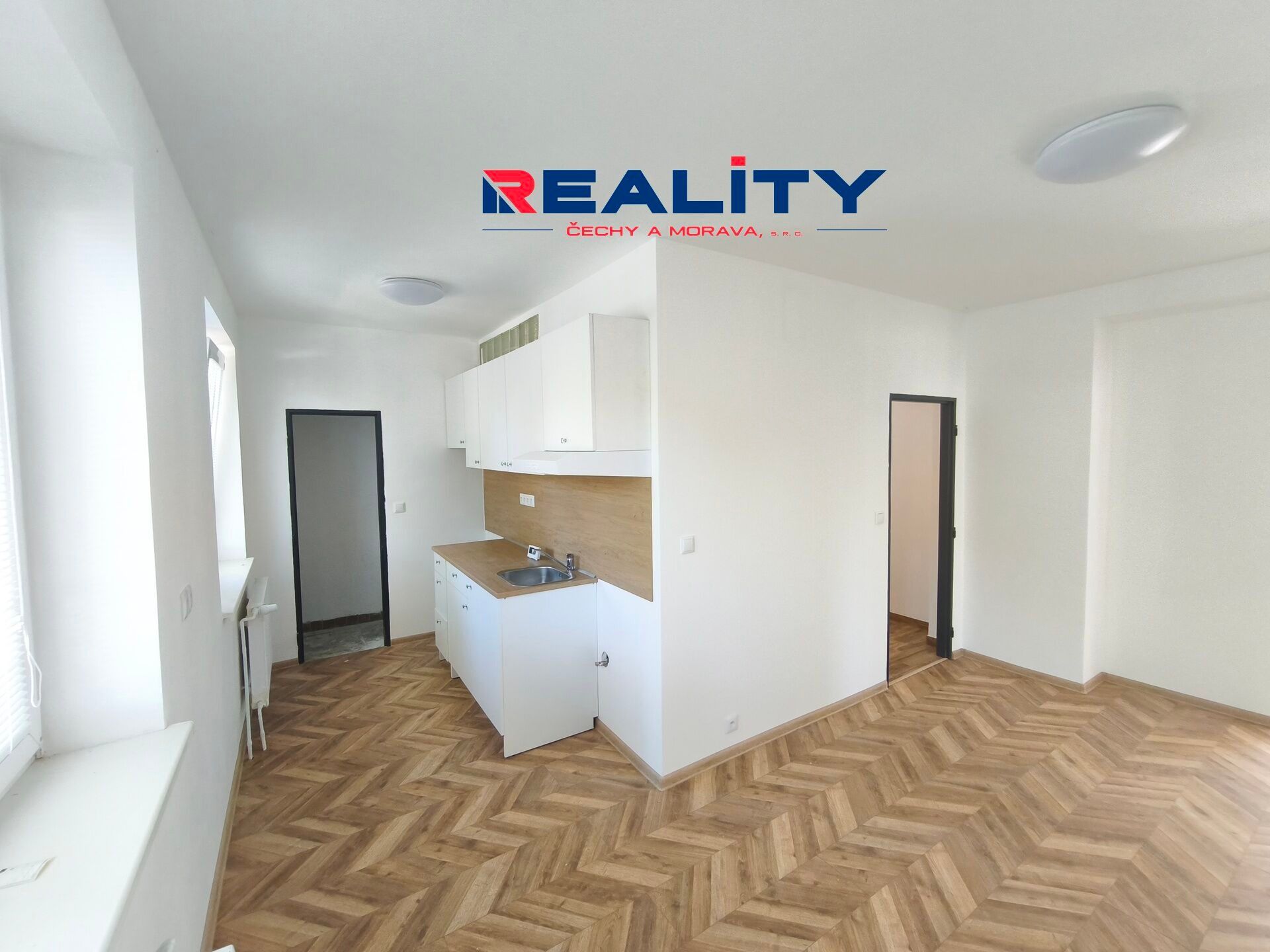 Prodej bytu 3+1 66 m² - foto 3