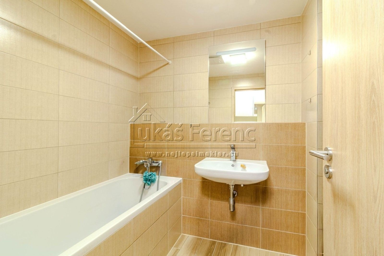 Pronájem bytu 1+kk 37 m² - foto 9